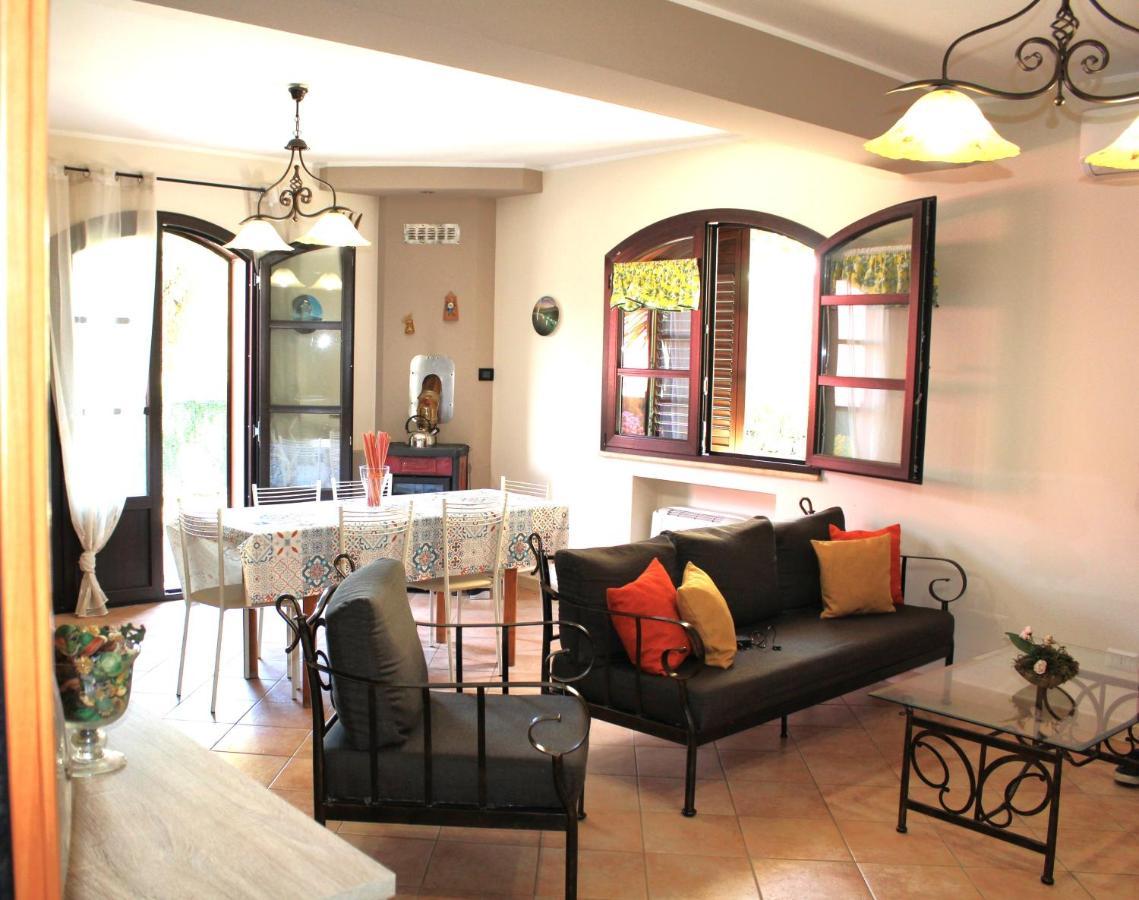 Casa Vacanze A Rava فرانكافيلا دي سيسيليا المظهر الخارجي الصورة